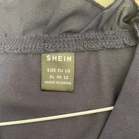 Women's SHEIN Long Sleeve Blouse - Sz. XL - Picture 2 of 2